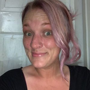 Meet your Posher, Cheriah